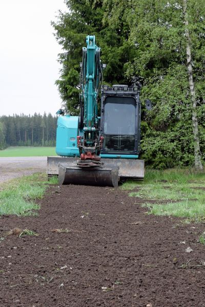 Cost of Backhoe Grading in Fresno